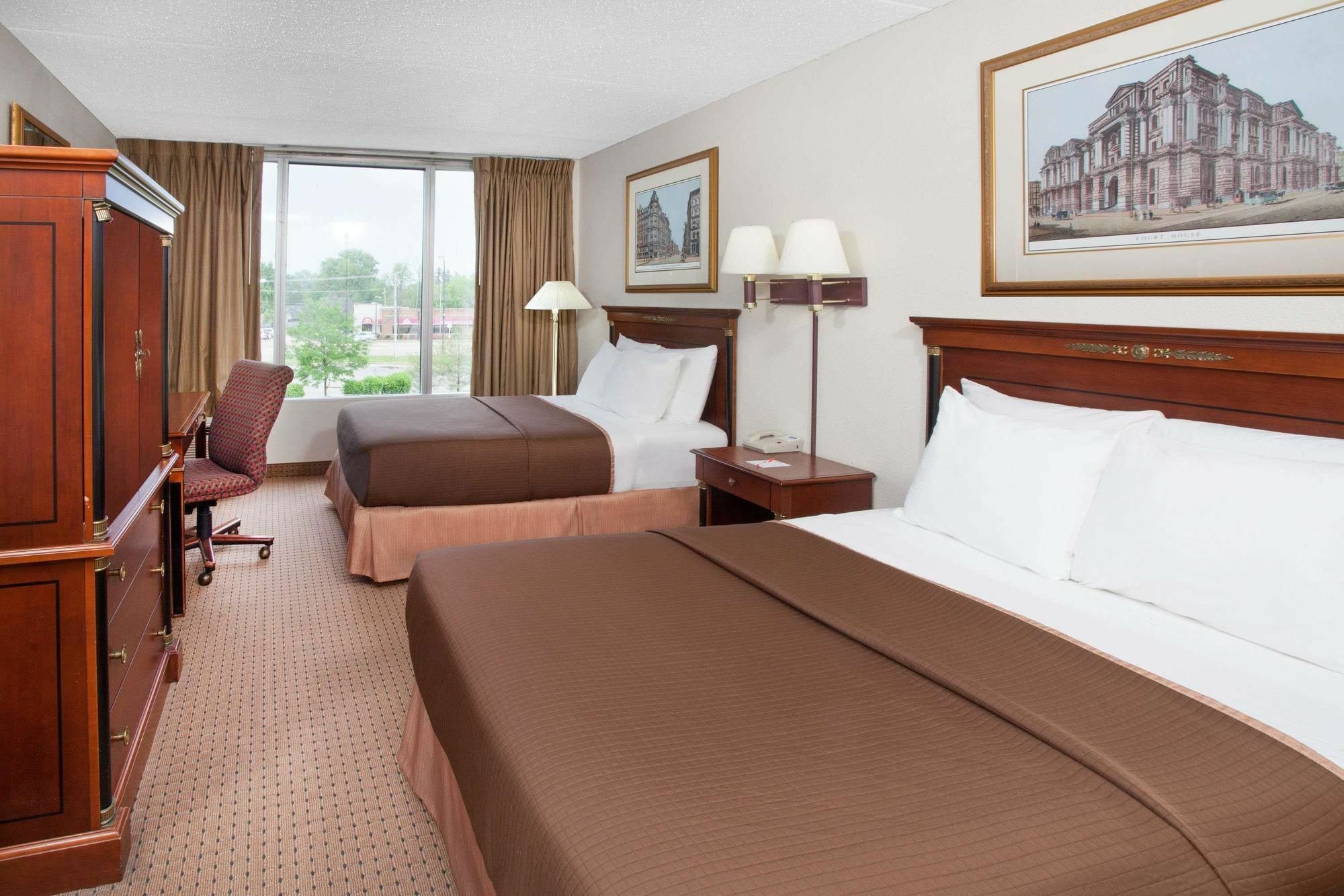 Baymont By Wyndham - Chicago - Addison - O'Hare Hotell Eksteriør bilde