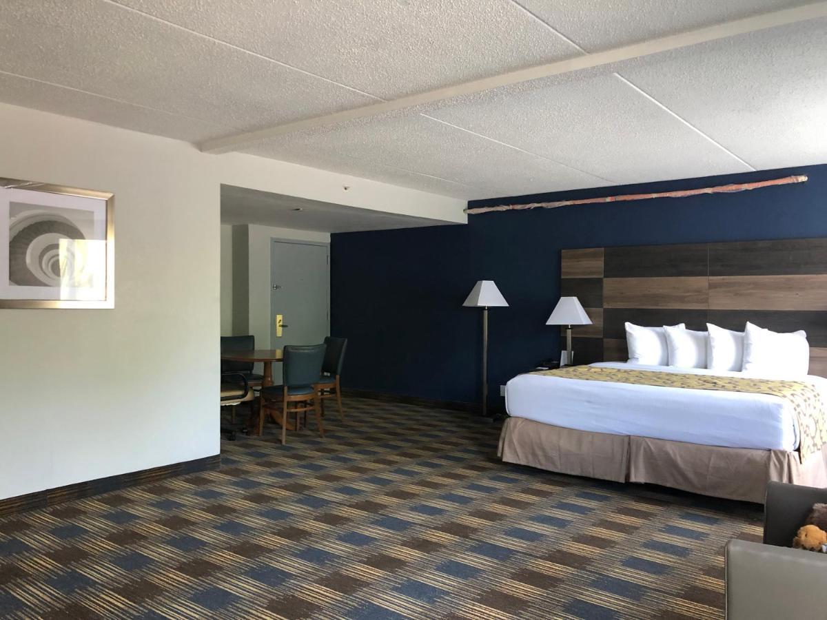 Baymont By Wyndham - Chicago - Addison - O'Hare Hotell Eksteriør bilde